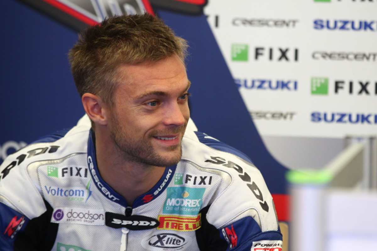 Leon Camier hofft auf eine Werks-Aprilia