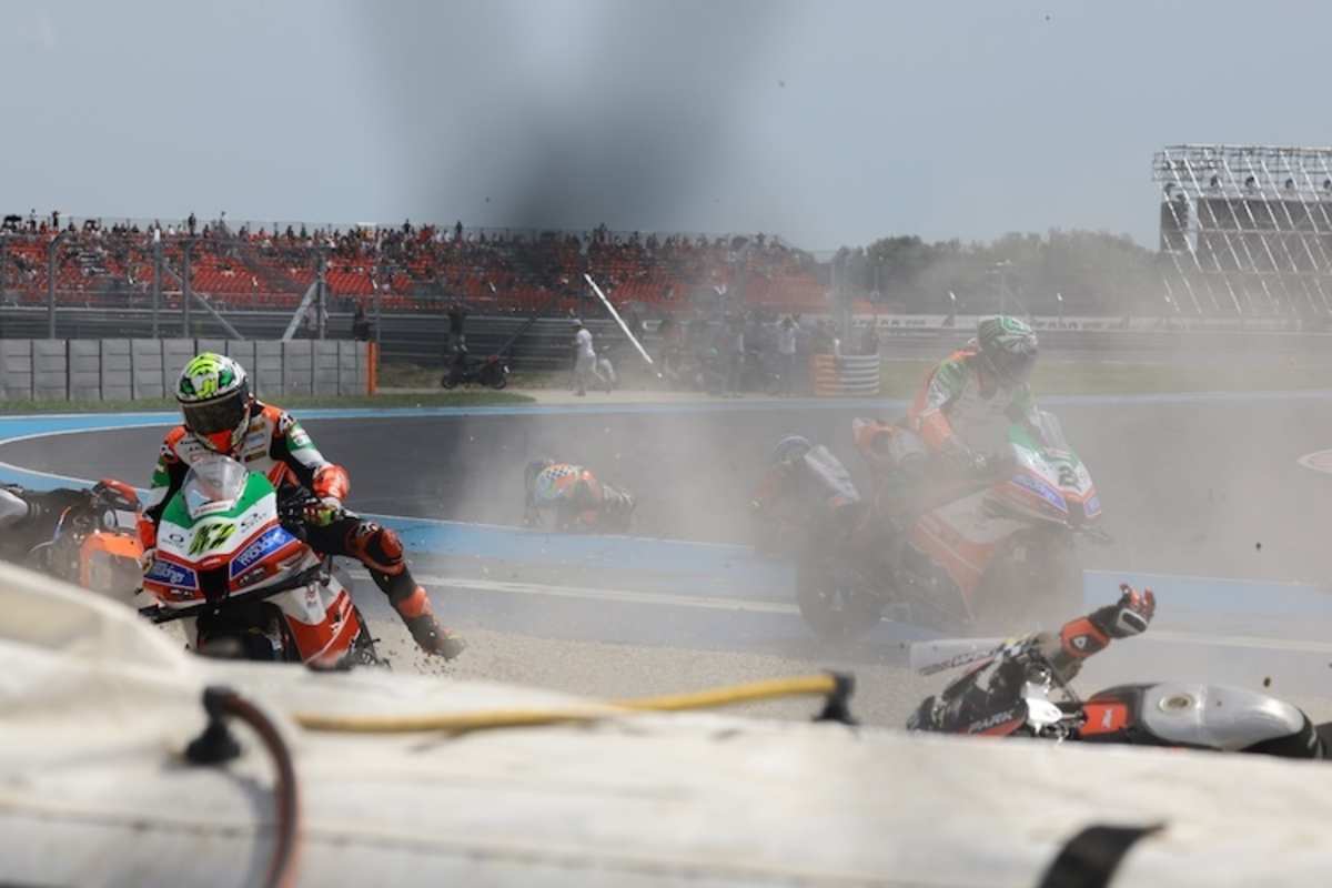 Massenunfall auf dem Balaton Park Circuit