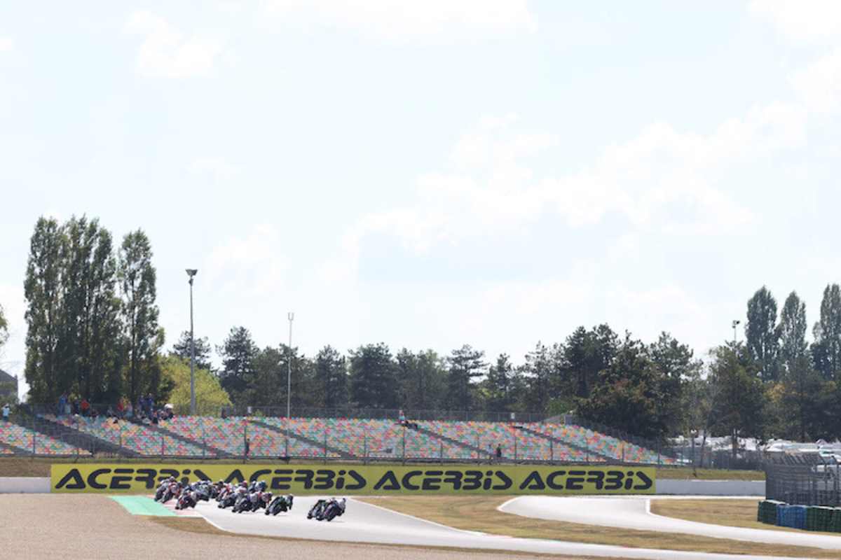 Willkommen zum Rennen in Magny-Cours