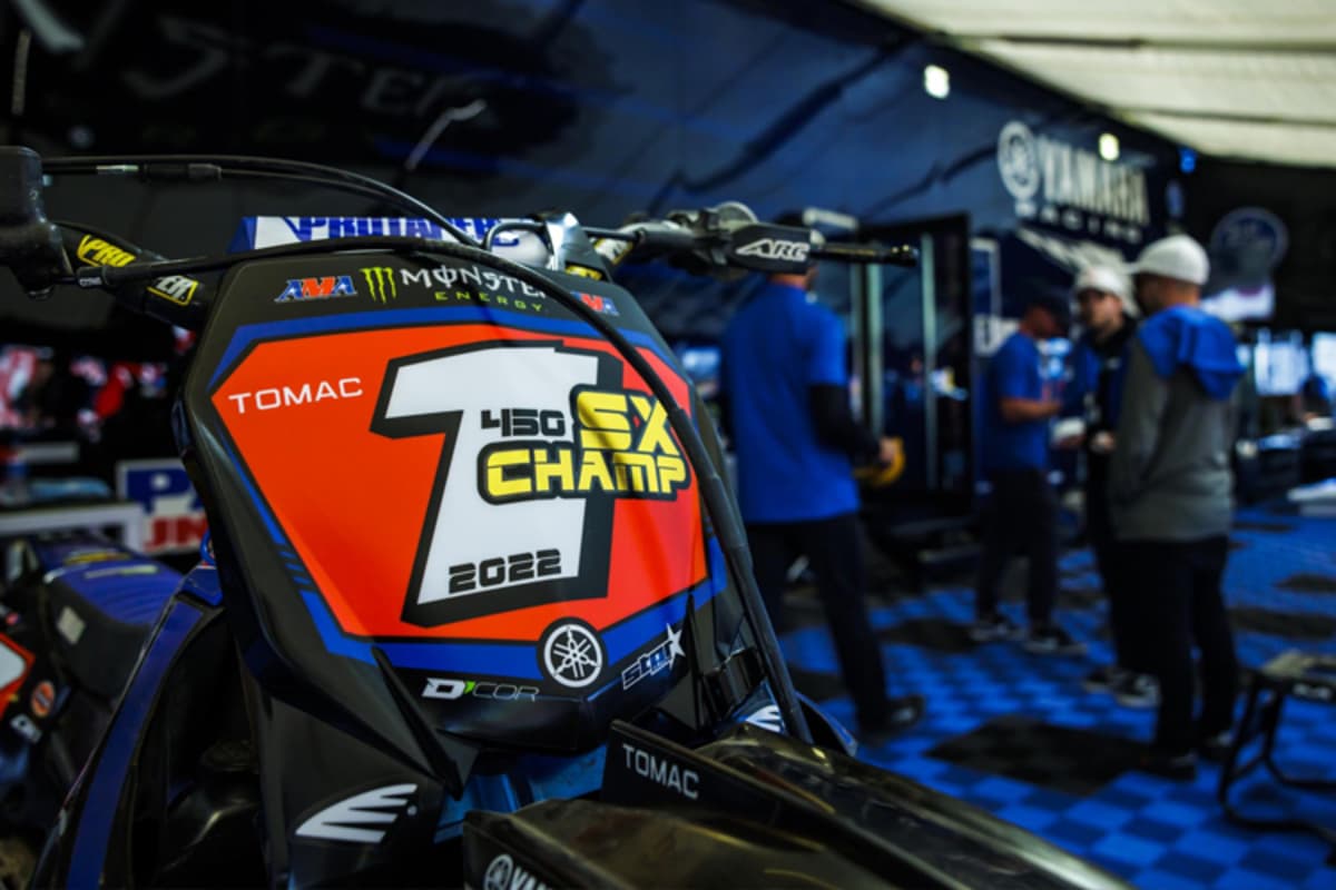 Eli Tomac wurde in Denver Supercross-Champion 2022