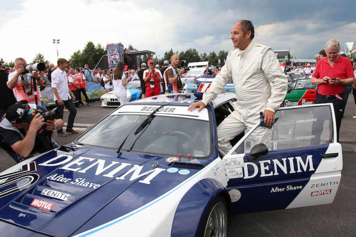 Gerhard Berger mit seinem BMW 1 vor der Legenden-Parade 2016