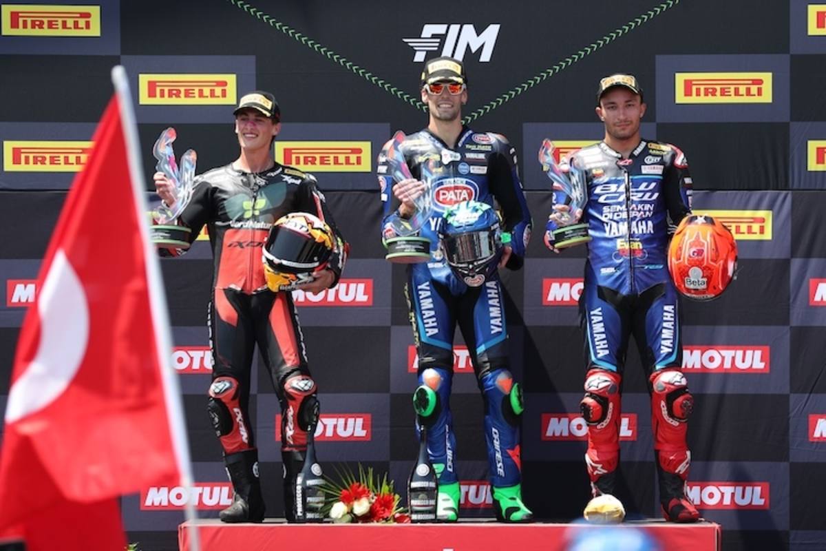 Masia, Manzi, Öncü