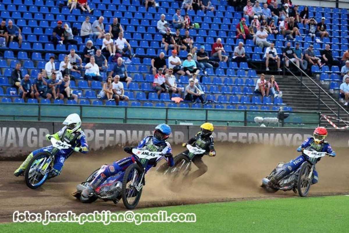 Vaculik, Kasprzak, Berntzon, Lambert