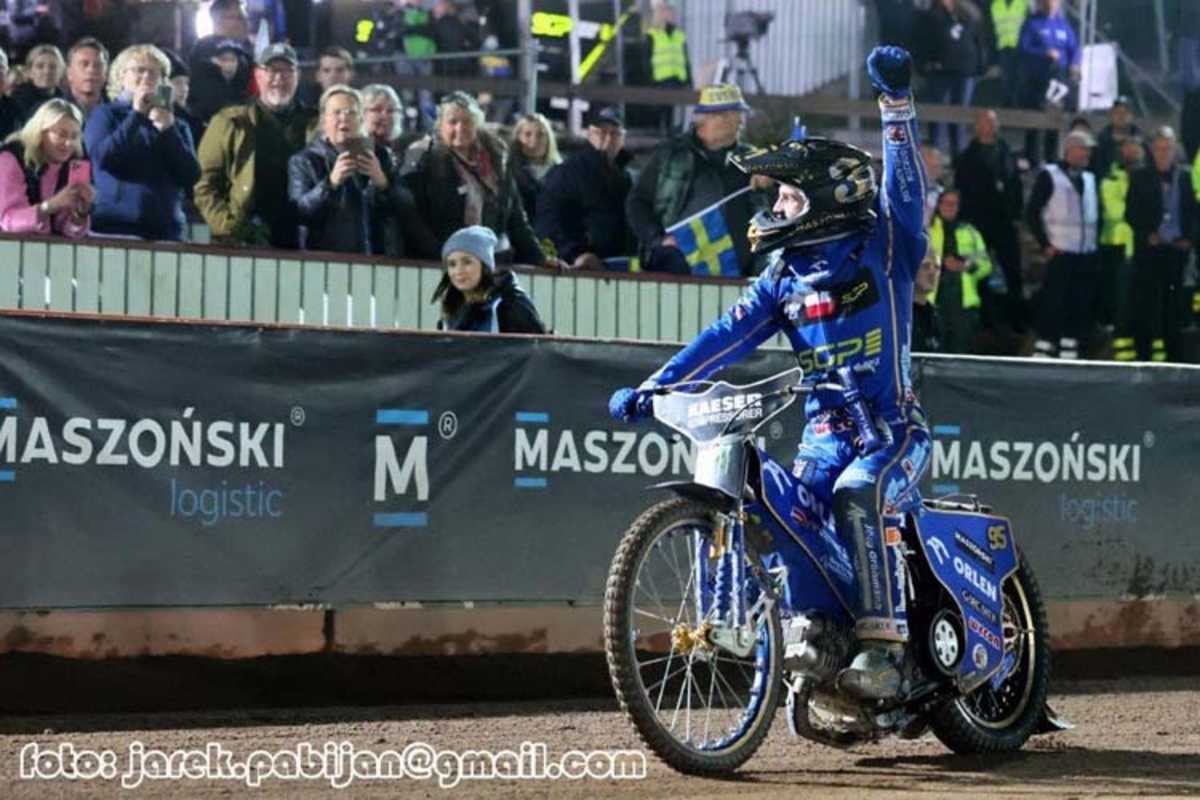 Bartosz Zmarzlik siegt in Malilla und ist erneut Weltmeister