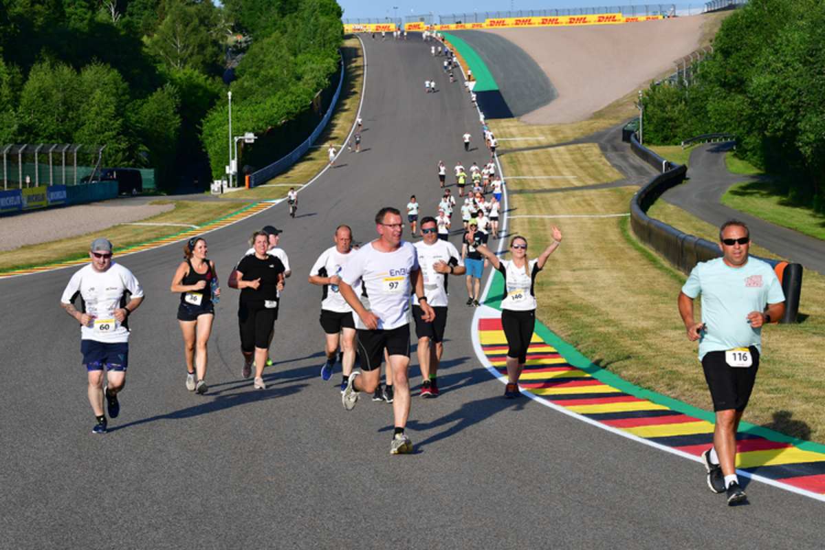 Charity-Run am Mittwoch vorm Rennen