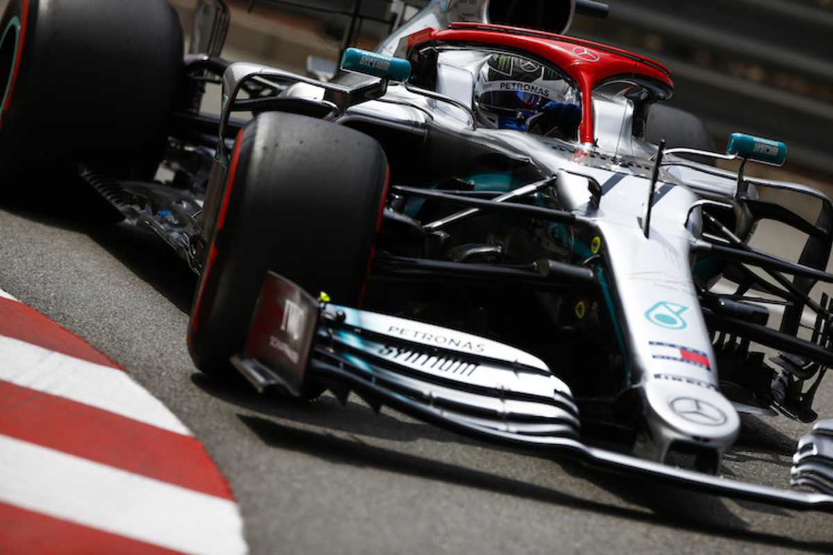 Valtteri Bottas komplettiert die zweite Startreihe  