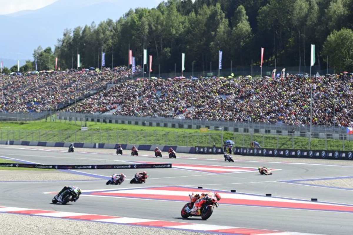 Marc Márquez führt das Rennen an