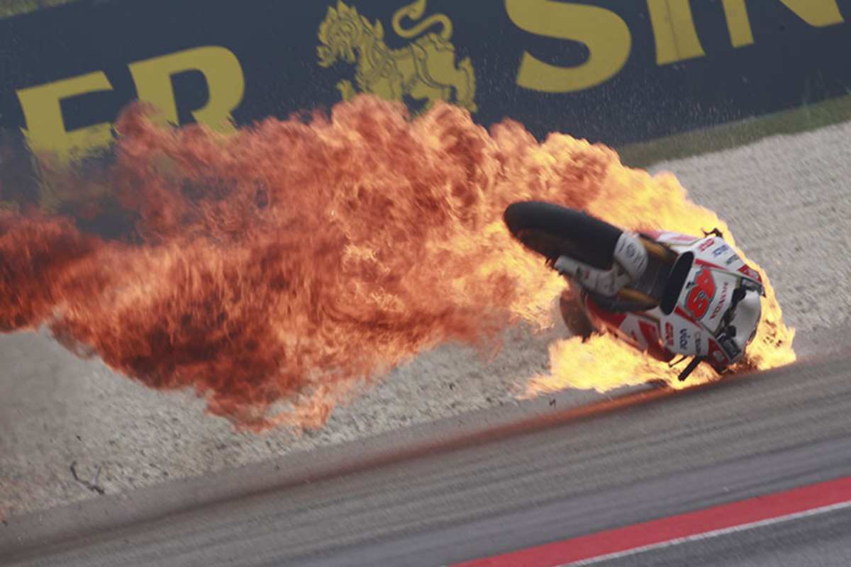 Die Open-Honda von Jack Miller ging sogar in Flammen auf