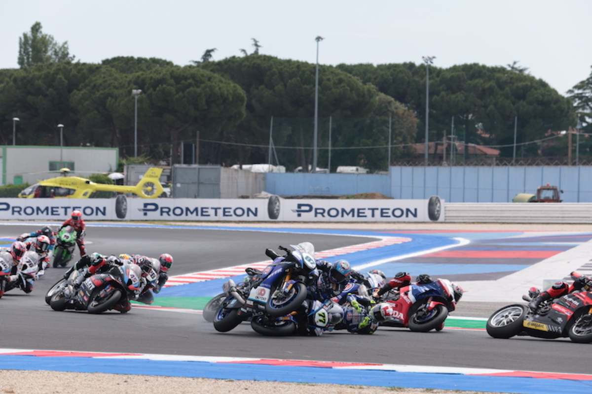 Der Sturz von Dominique Aegerter in Misano