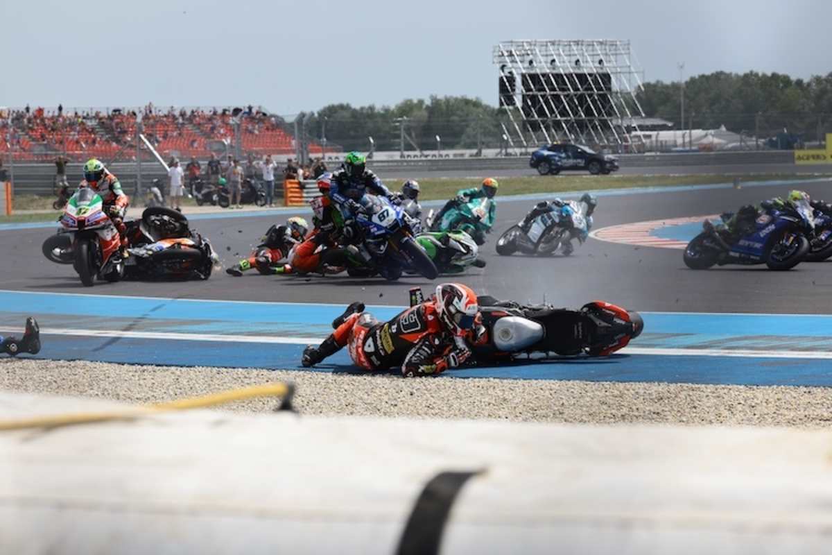 Massenunfall auf dem Balaton Park Circuit