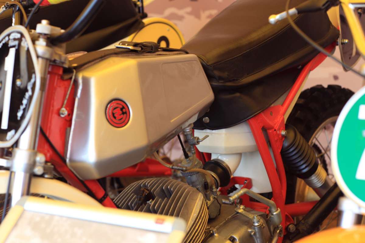 Ausstellung legendärer Motocross-Bikes