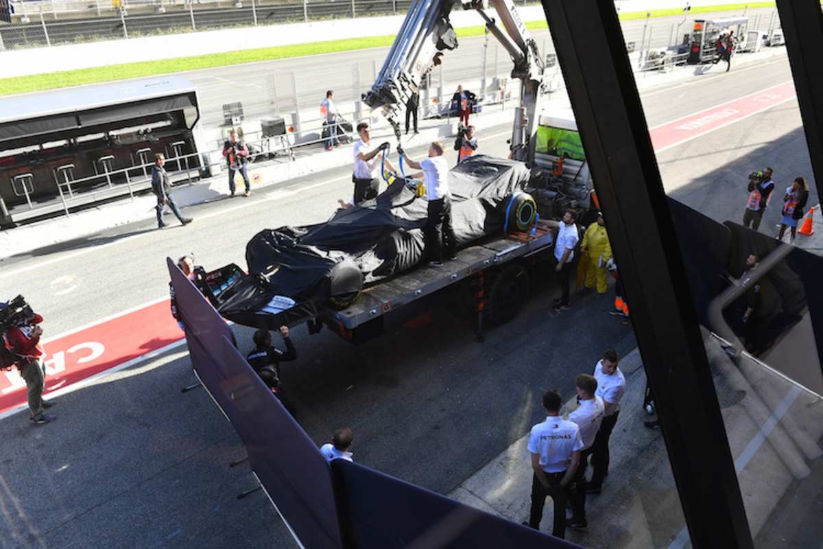 Der Mercedes von Hamilton wird zurückgebracht