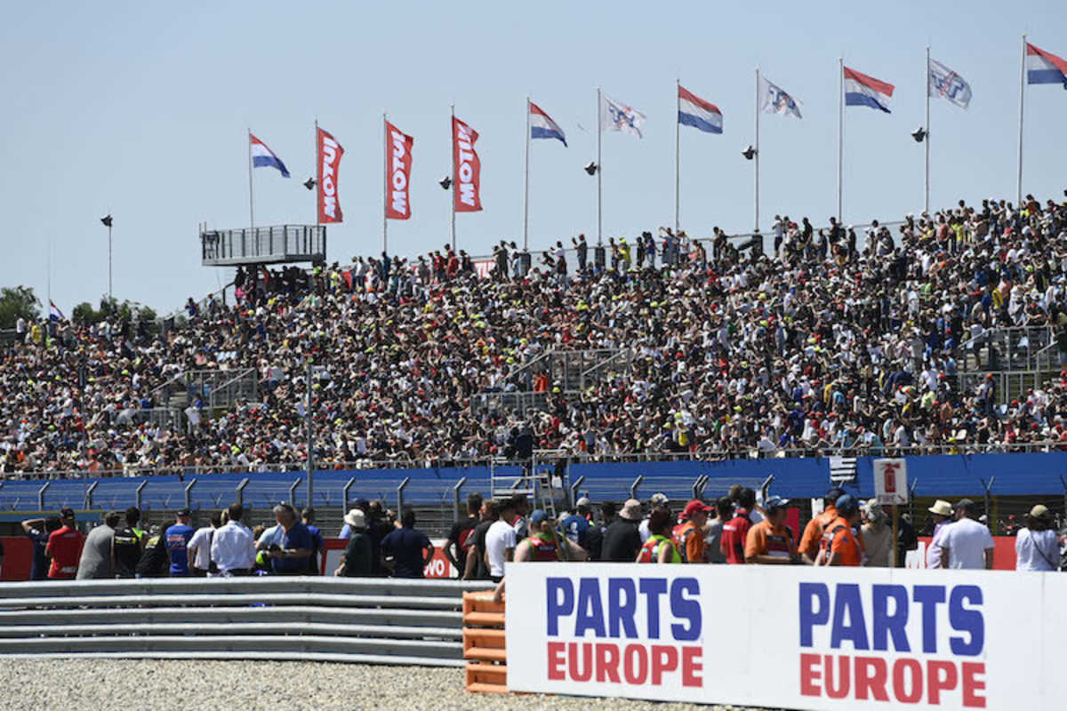 Willkommen zum Rennen in Assen