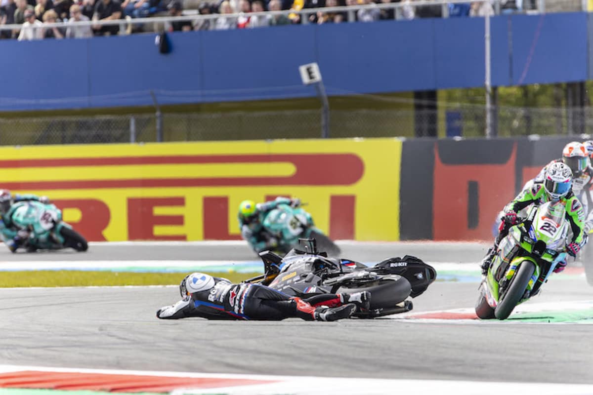 Sturz von Michael van der Mark in Assen