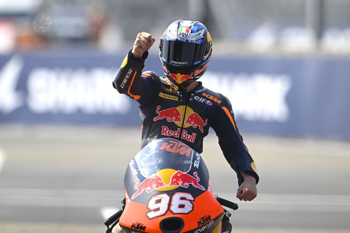 Daniel Holgado gewinnt das Rennen