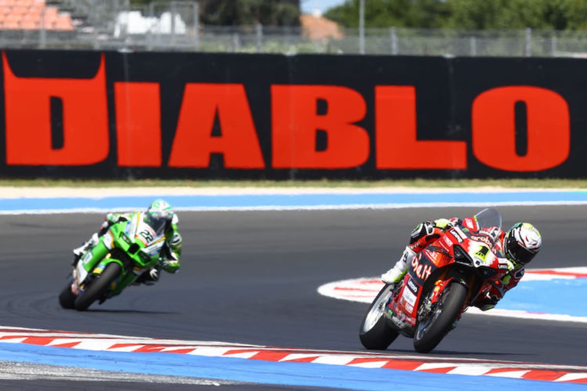 Álvaro Bautista und Alex Lowes