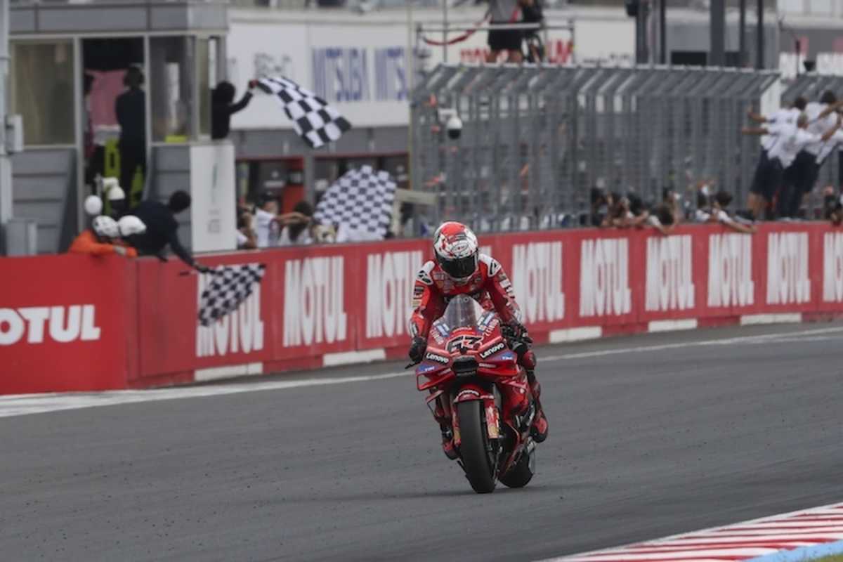 Pecco Bagnaia gewinnt das Rennen