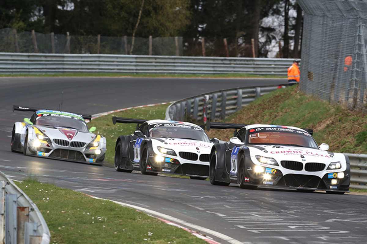 Drei der vier werksunterstützen BMW Z4 GT3