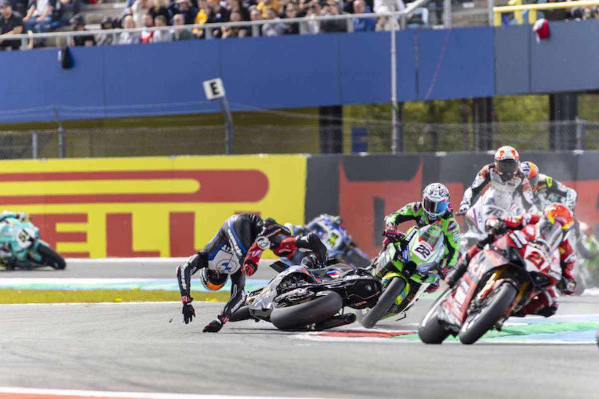 Sturz von Michael van der Mark in Assen