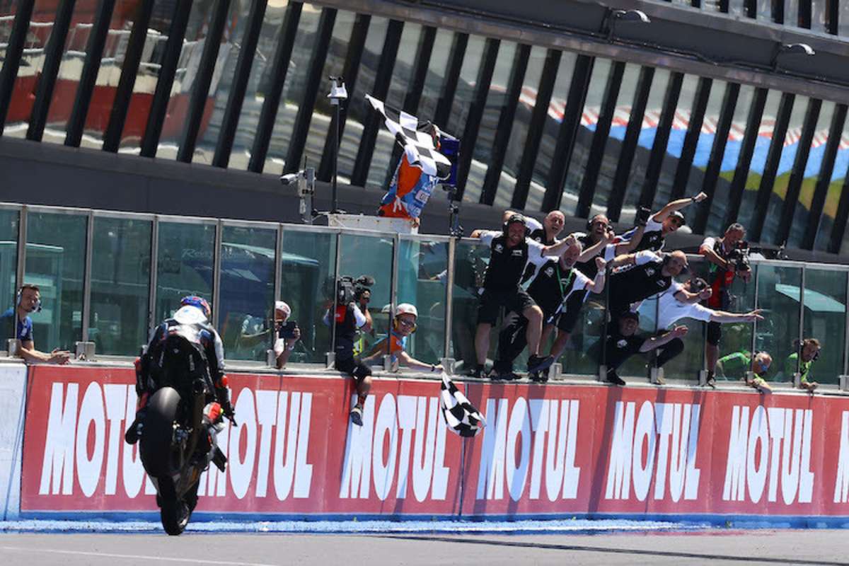 Toprak Razgarliotlu gewinnt das Rennen