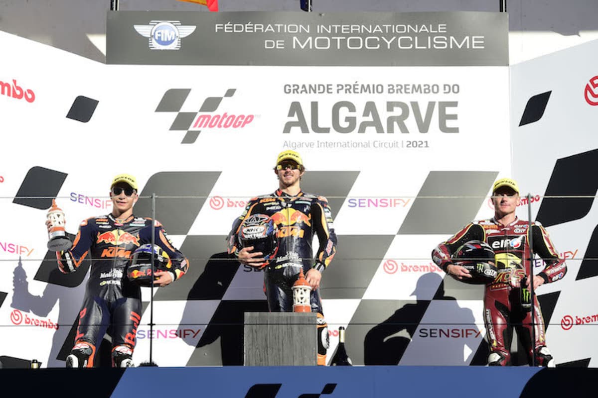 R. Fernández, Gardner, Lowes