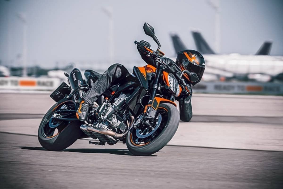 KTM hat der Mittelklasse-Duke eine Menge Feinarbeit angedeihen lassen - herausgekommen ist die 890 Duke