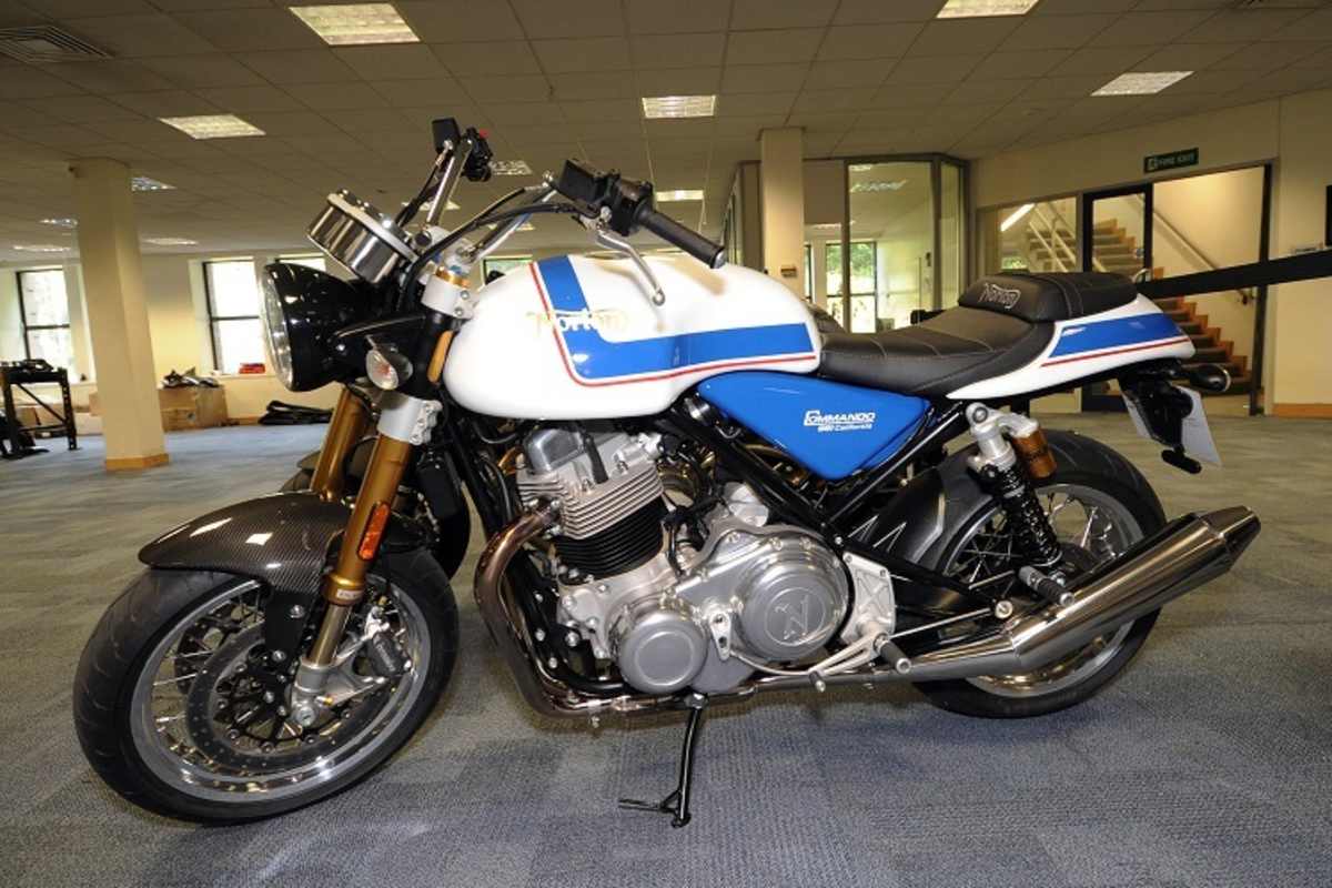 Norton  Commando 961 California: Klassischer Look, luftgekühlter Zweizylinder, moderne Fahrwerkskomponenten 