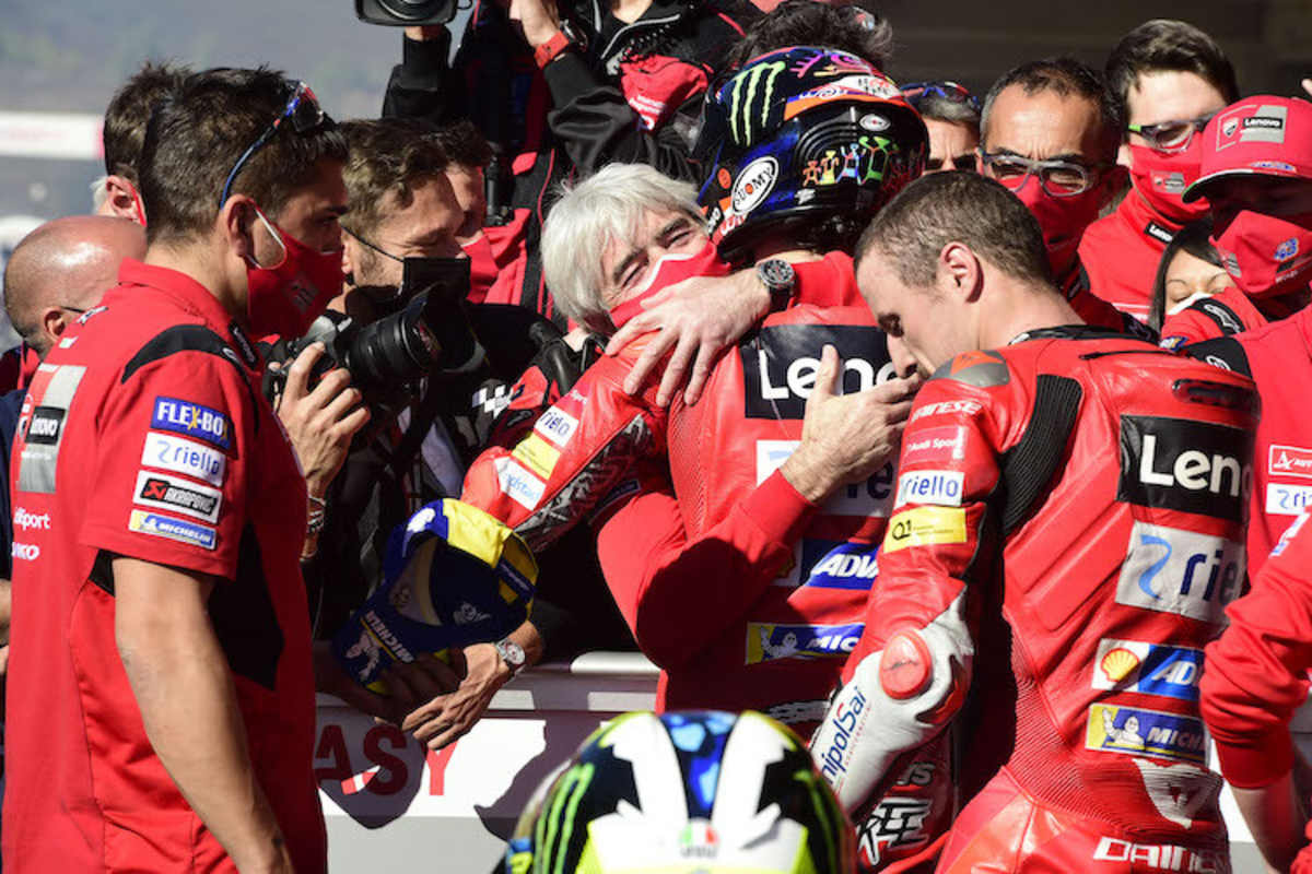 Francesco Bagnaia gewinnt das Rennen