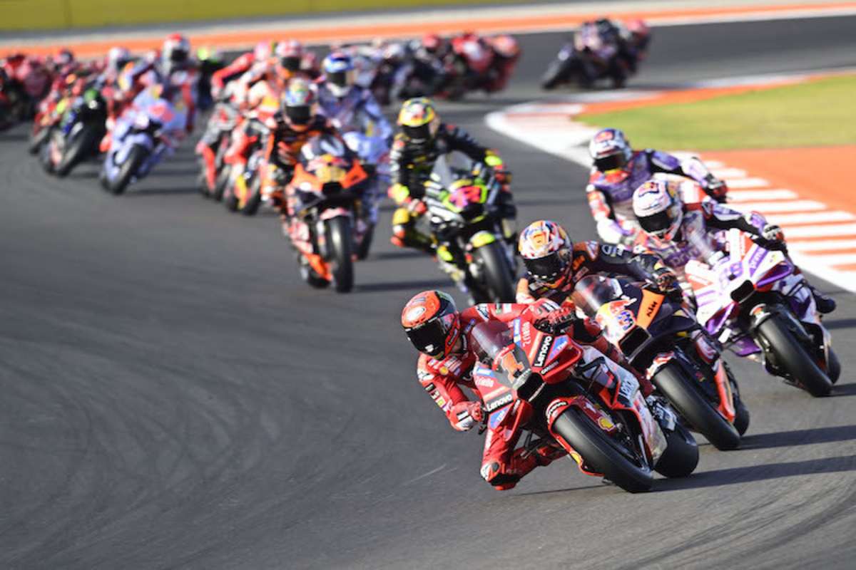 Francesco Bagnaia voran