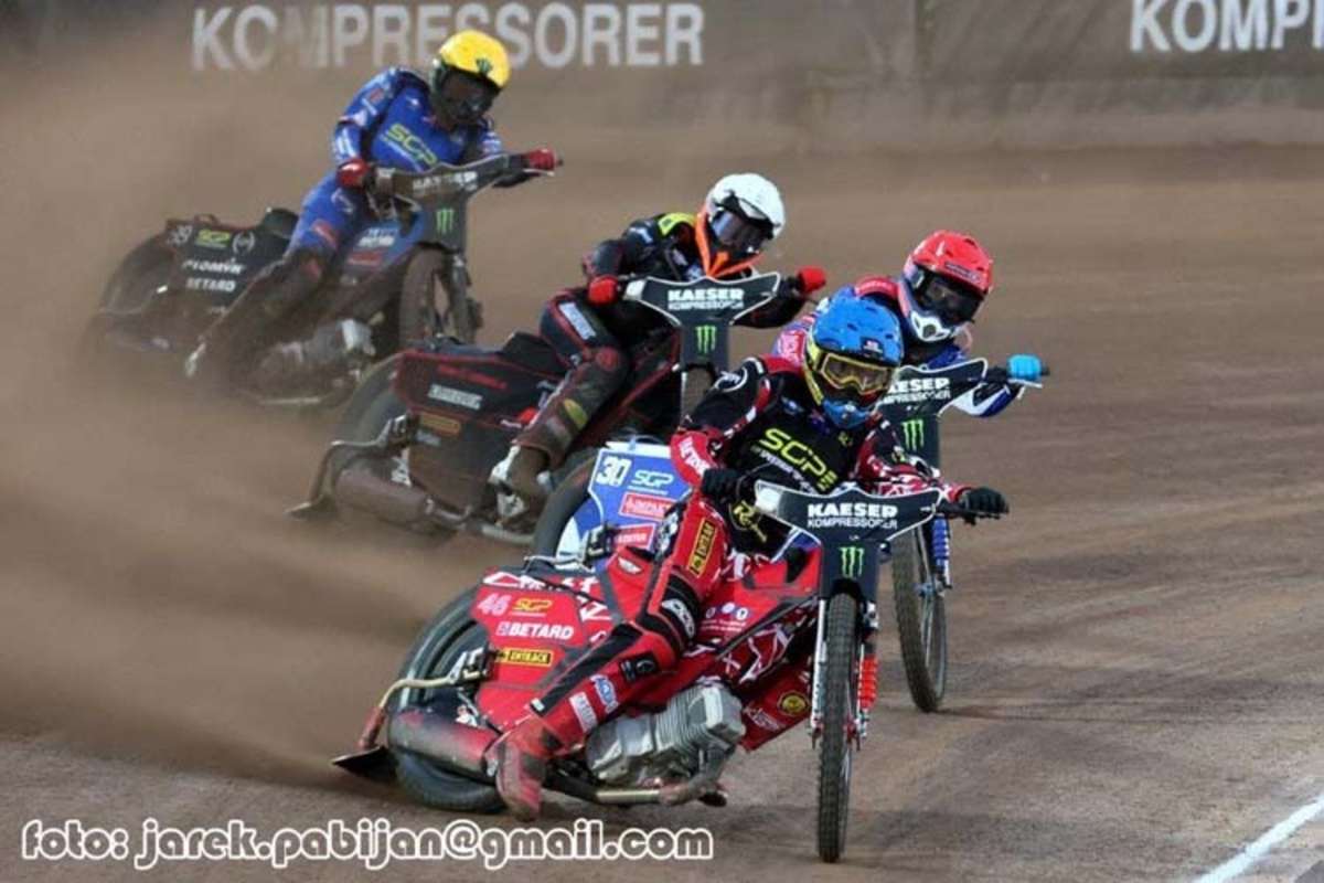 Fricke, Madsen, Berntzon, Bewley