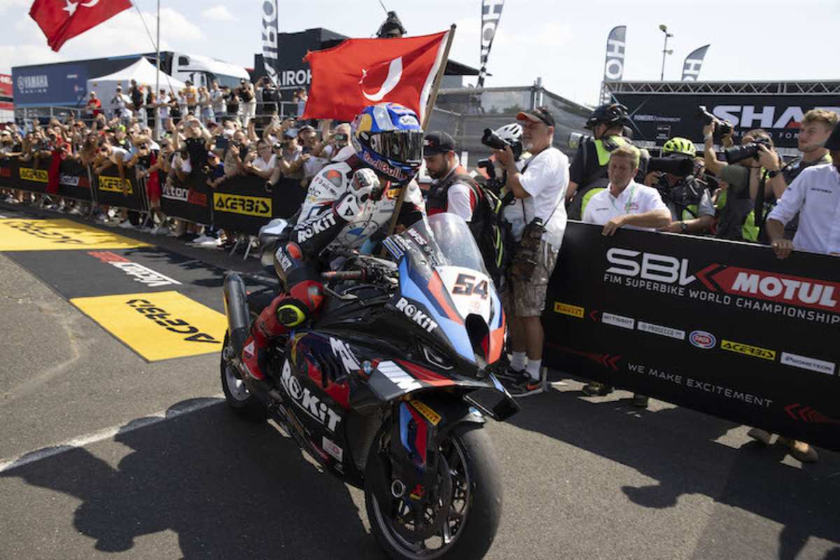 Toprak Razgatlioglu gewinnt das Rennen