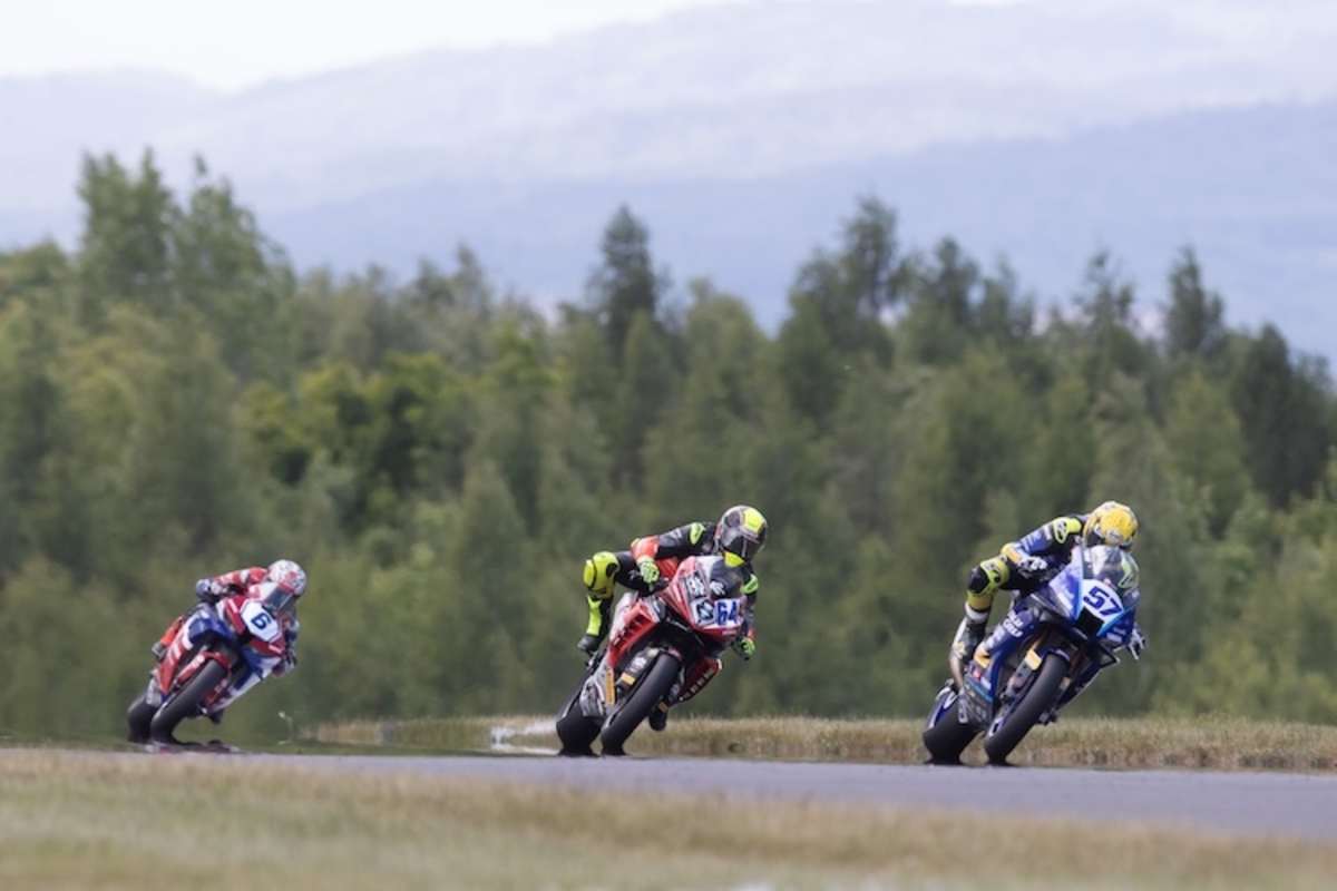 Mahendra und Caricasulo