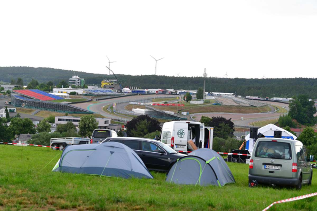 Die ersten Campinggäste sind da