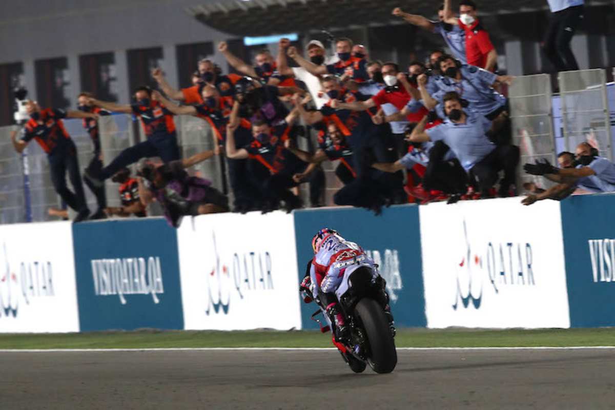 Enea Bastianini gewinnt das Rennen