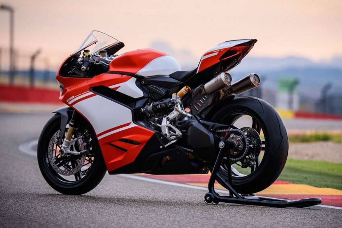 Motorräder, die kompromisslos dafür gebaut sind, schnell zu fahren, sind immer auch schön