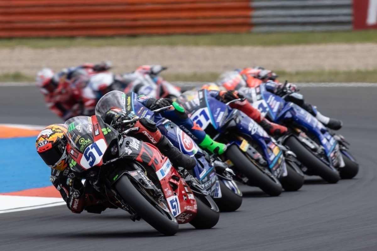 Masiá, Manzi, Öncü