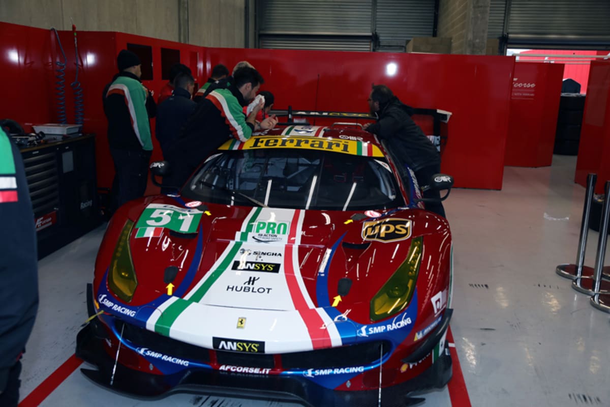 In der Box: Ferrari 488 GTE