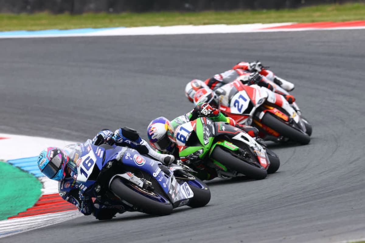 Jules Cluzel vor Can Öncü