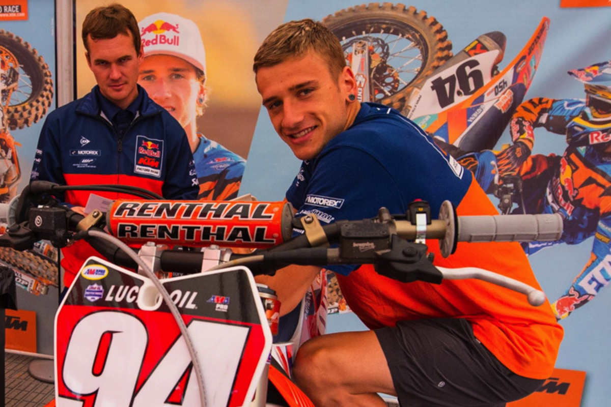 Immer gut aufgelegt! Ken Roczen fährt weiter mit dem roten Nummernschild des Meisterschaftsführenden