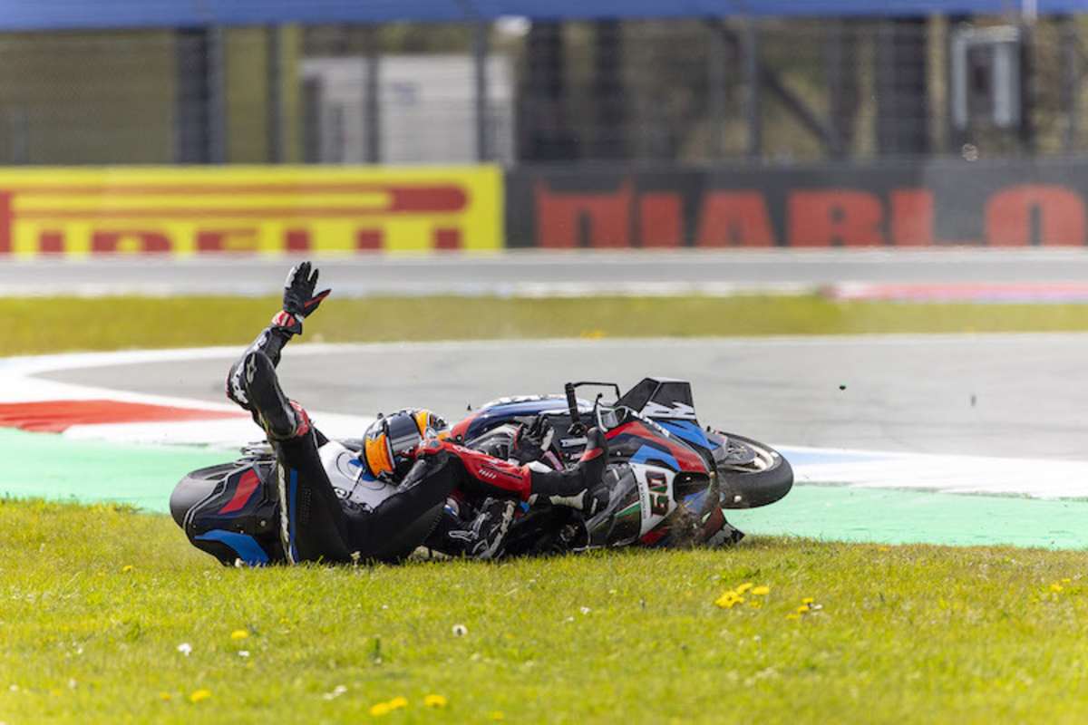 Sturz von Michael van der Mark in Assen