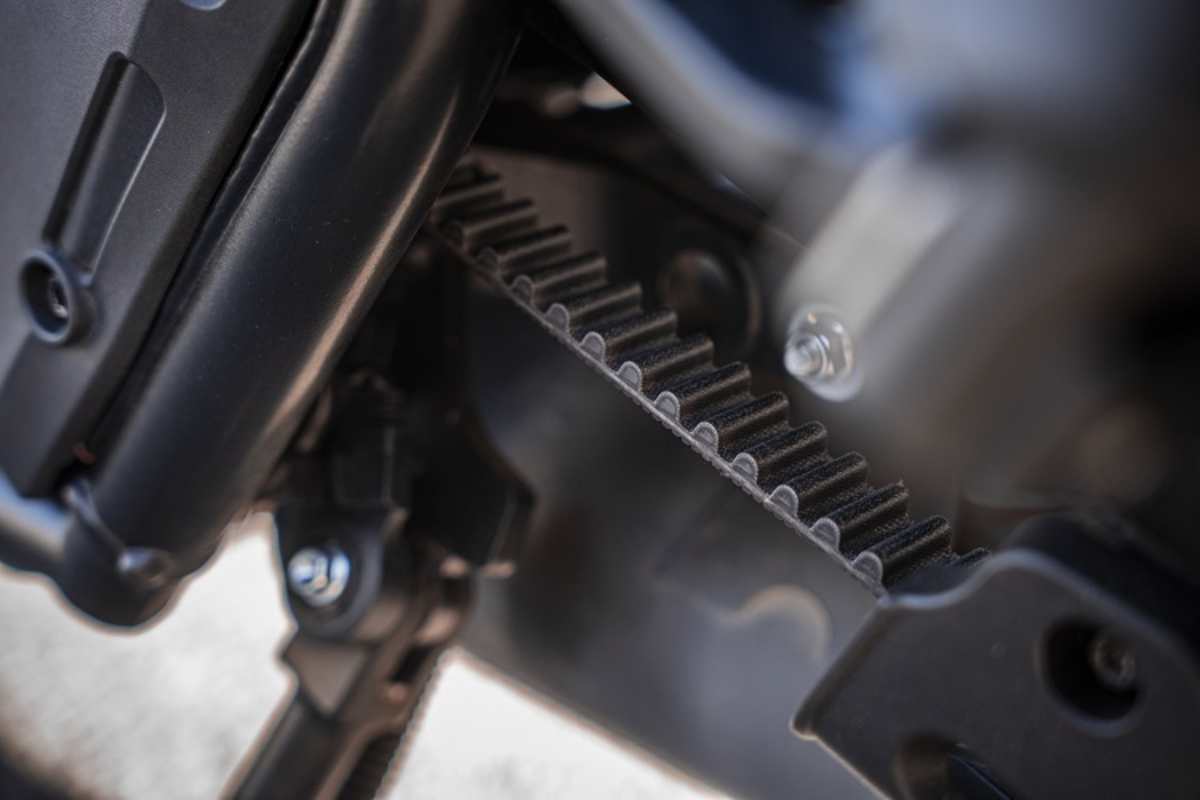 Erst auf den zweiten Blick zu bemerken: Antieb des Hinterrads per Zahnriemen