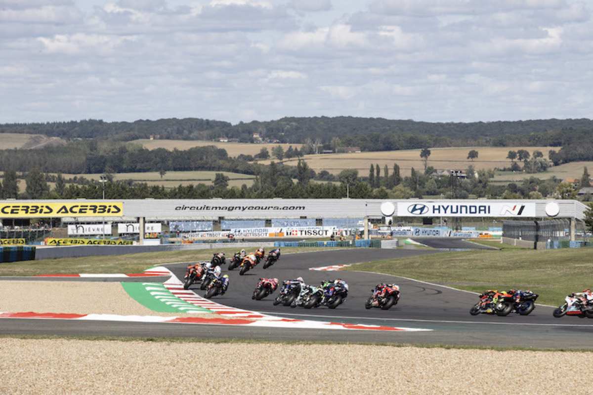 Willkommen zum Rennen in Magny-Cours