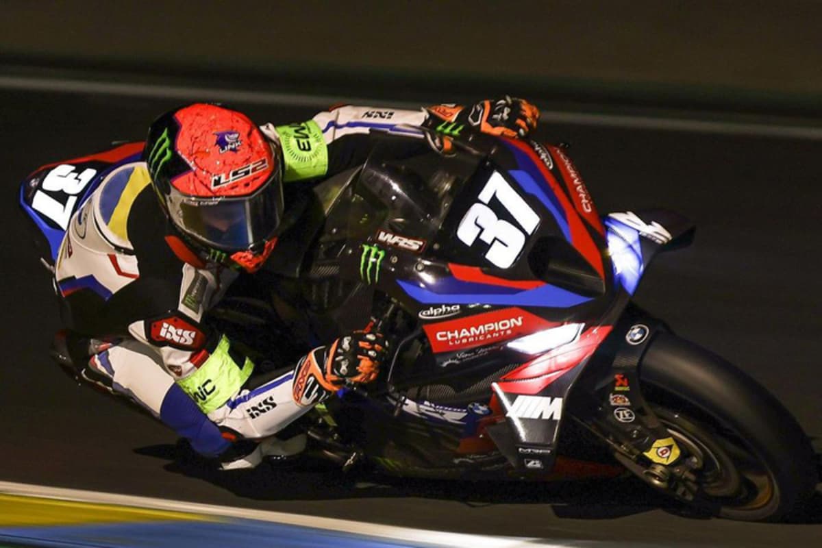 Mikhalchik im Dunklen