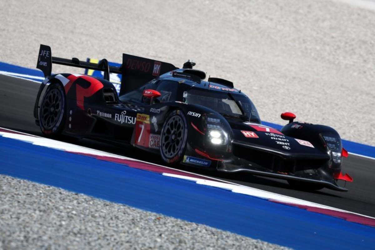 2024 nun schwarz: Der Toyota GR010 Hybrid