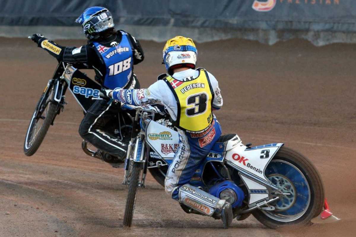 Tai Woffinden vor Nicki Pedersen