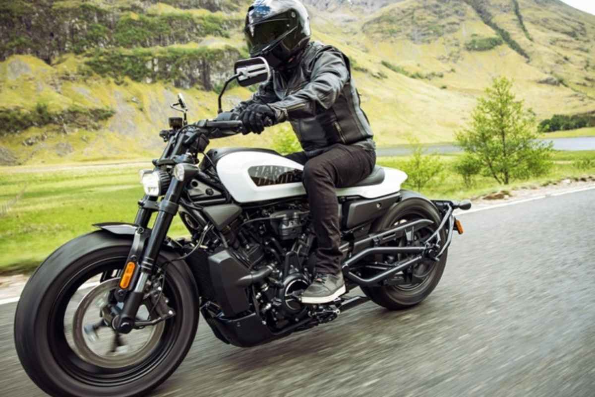 Die Eckdaten der Harley-Davidson Sportster S versprechen erfrischende Fahrdynamik