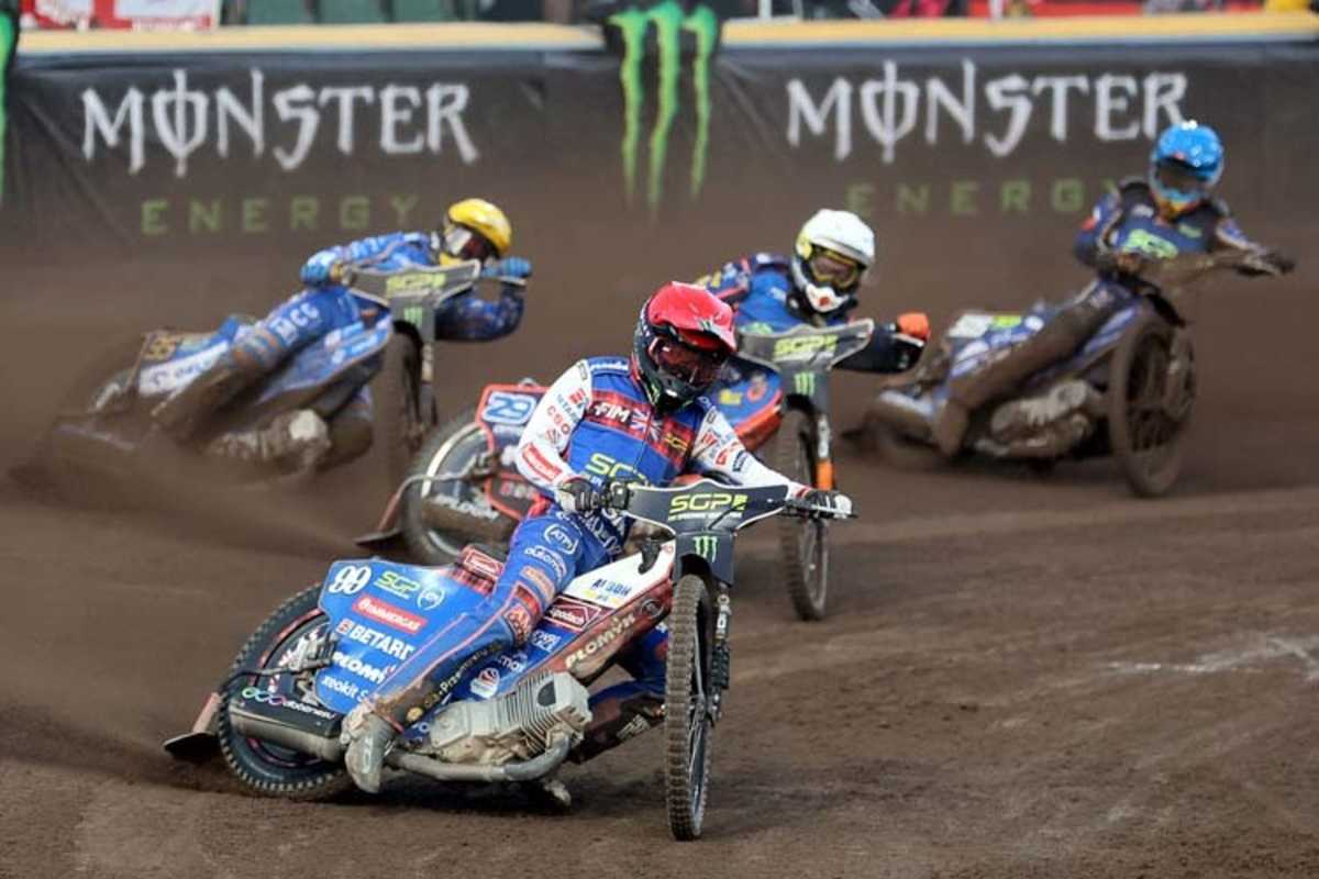 Bewley, Lebedevs, Zmarzlik, Lambert