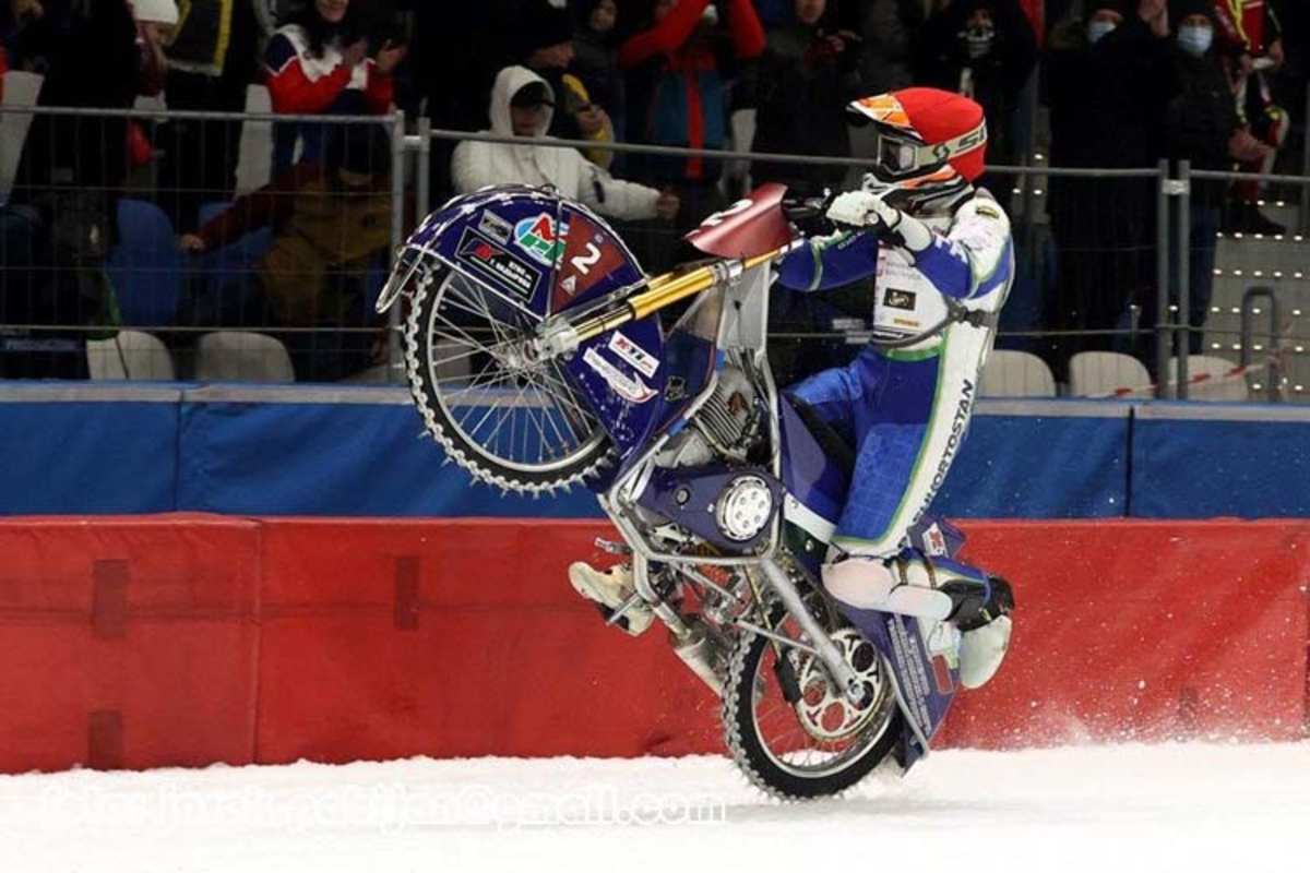 Nikita Bogdanov gewinnt die Eisspeedway-EM