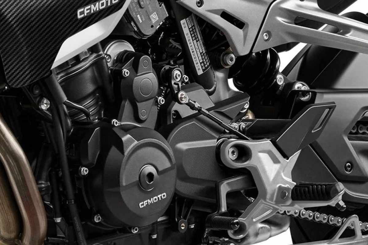 CFMoto gibt geringfügig niedrigere Leistungsdaten an im Vergleich zu KTM