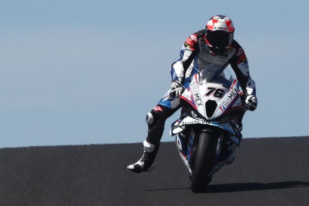 Loris Baz